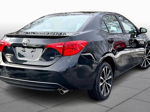Used 2018 Toyota Corolla SE image 12