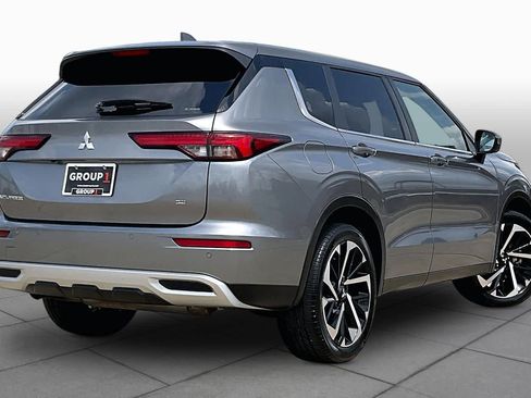 Used 2024 Mitsubishi Outlander SE AWD/4WD image 11