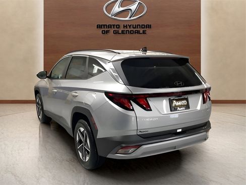 Used 2025 Hyundai Tucson SEL image 3