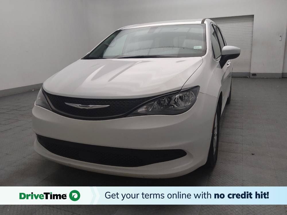 Used 2022 Chrysler Voyager LX FWD image 1