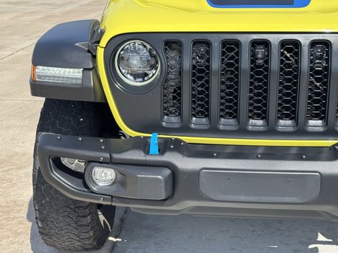 Used 2023 Jeep Wrangler Unlimited Rubicon 4xe w/ Steel Bumper Group AWD/4WD image 6