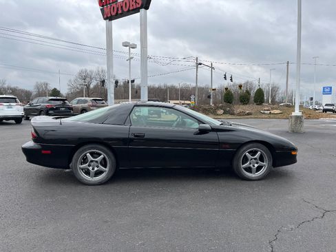 Used 1996 Chevrolet Camaro Z28 image 8
