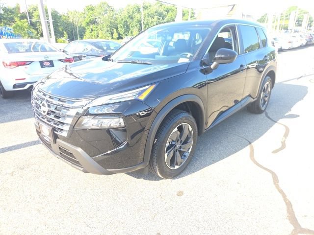 Used 2026 Nissan Rogue SV AWD/4WD image 1