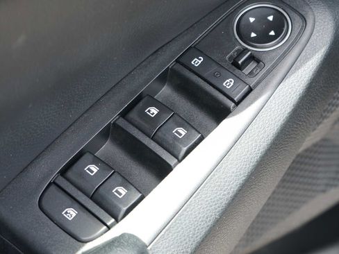 Used 2022 Kia Seltos S FWD image 15