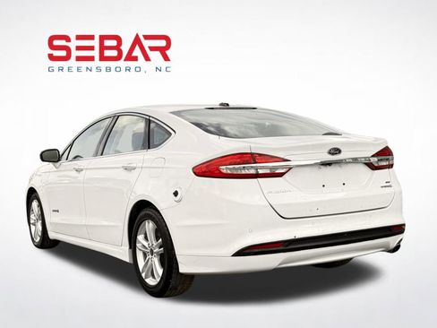 Used 2018 Ford Fusion SE w/ Equipment Group 602A FWD image 8