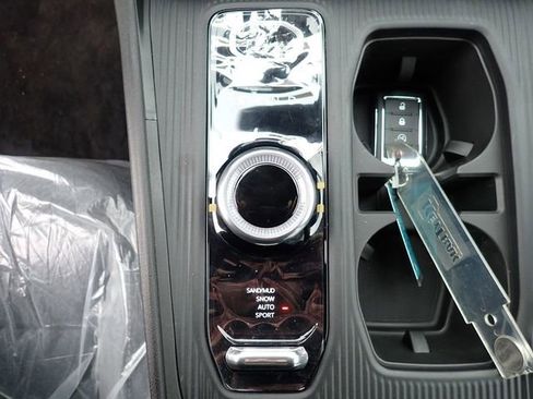 New 2026 Jeep Cherokee Laredo AWD/4WD image 19