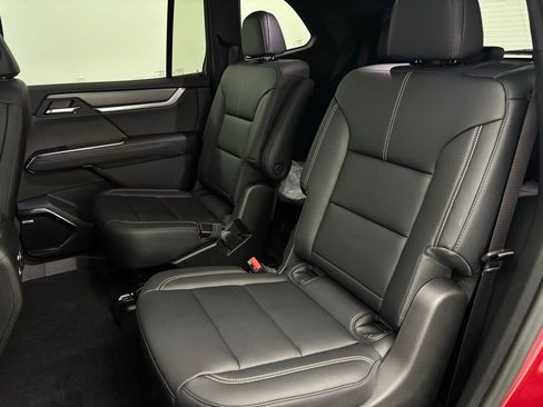 New 2026 GMC Acadia Elevation w/ Elevation Premium Package AWD/4WD image 43