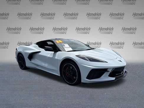 Used 2024 Chevrolet Corvette Stingray Preferred Conv w/ Z51 Performance Package RWD image 2