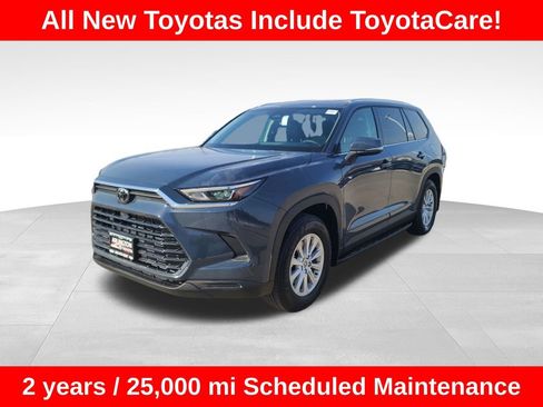 New 2026 Toyota Grand Highlander XLE image 2