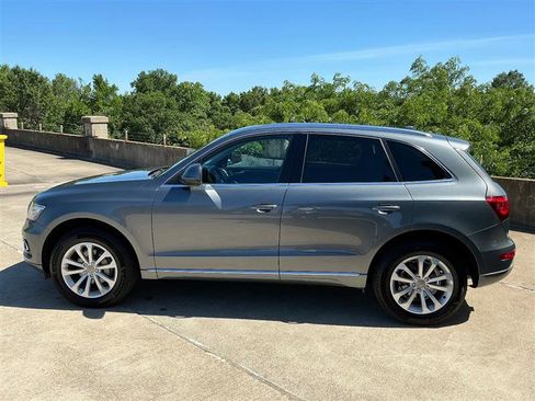 Used 2014 Audi Q5 2.0T Premium Plus w/ Premium Plus Package AWD/4WD image 3