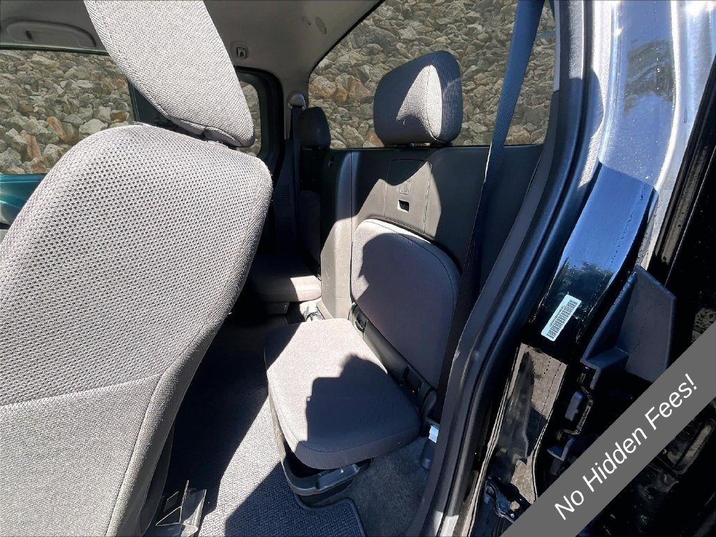 Used 2015 Nissan Frontier S RWD image 21