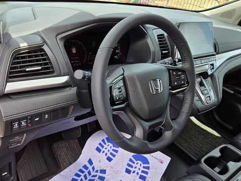 Used 2025 Honda Odyssey EX-L image 9