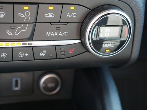 Used 2020 Ford Escape Titanium w/ Titanium Premium Package 2.0 image 6