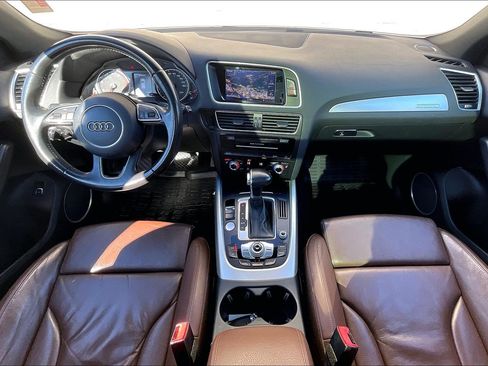 Used 2017 Audi Q5 2.0T Premium Plus w/ Technology Package image 15