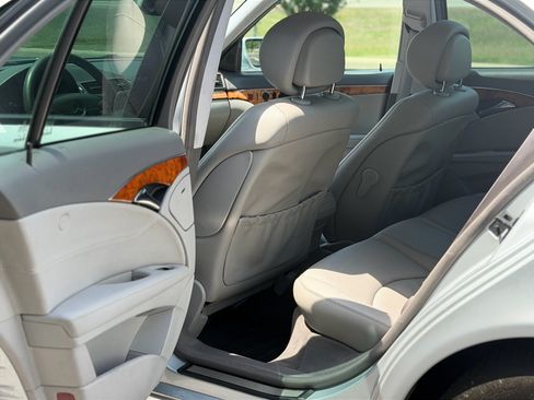 Used 2007 Mercedes-Benz E 320 BlueTEC Sedan image 7