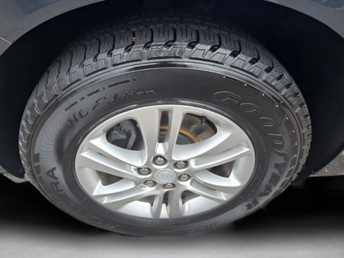 Used 2019 Buick Enclave Essence image 10