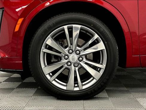 Used 2023 Cadillac XT6 Premium Luxury AWD/4WD image 10