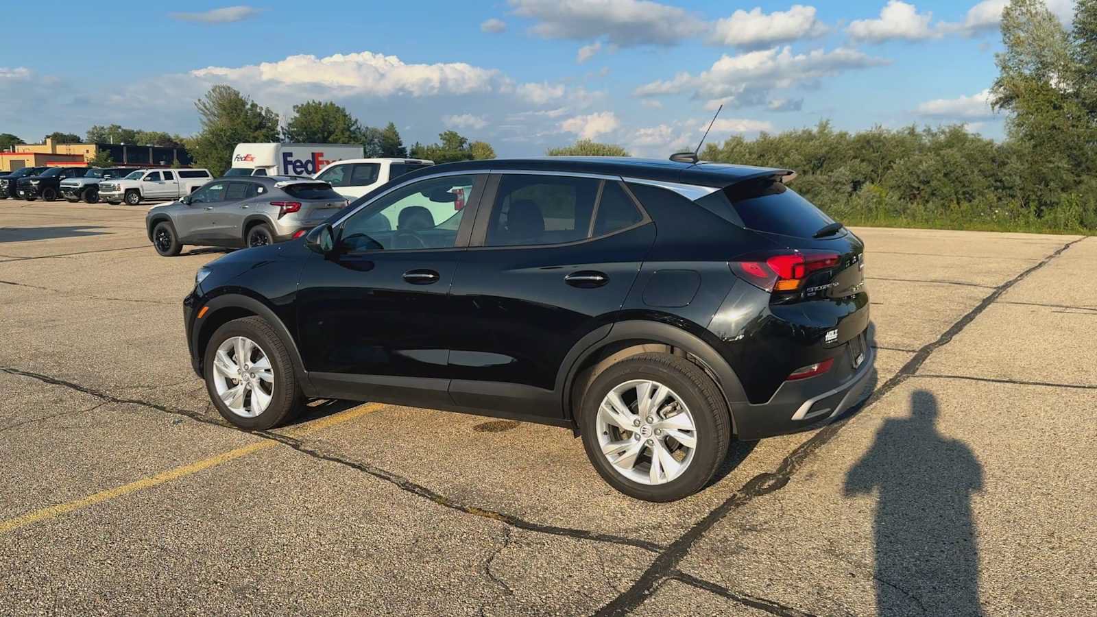 Used 2025 Buick Encore GX Preferred AWD/4WD image 6