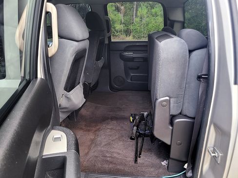 Used 2009 Chevrolet Silverado 1500 LT RWD image 20