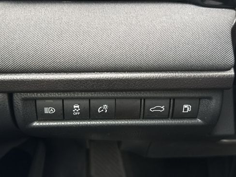 Used 2025 Toyota Camry LE FWD image 22