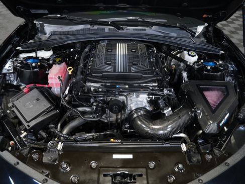 Used 2020 Chevrolet Camaro ZL1 RWD image 46