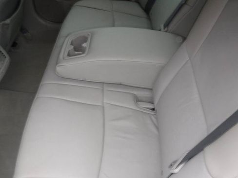 Used 2011 Toyota Avalon FWD image 31