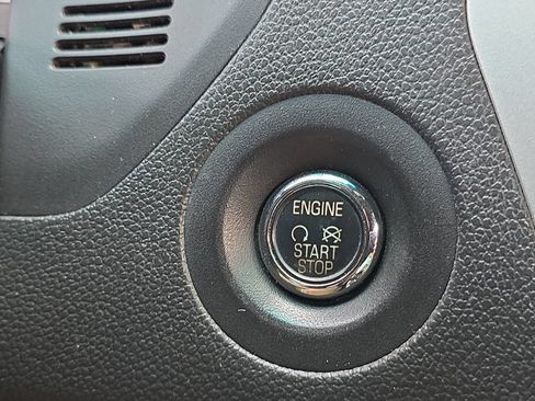 Used 2013 Ford Explorer Limited AWD/4WD image 23
