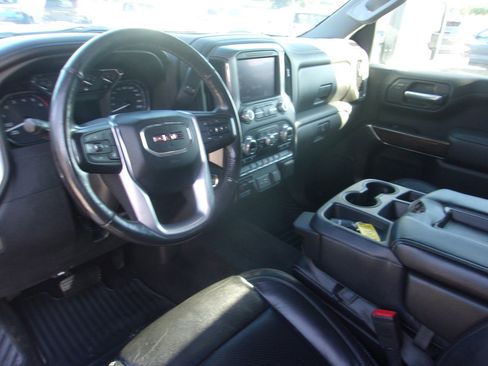 Used 2020 GMC Sierra 1500 Elevation w/ Elevation Value Package AWD/4WD image 9