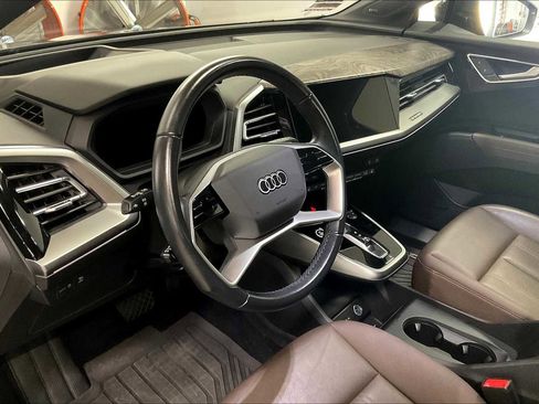 Certified 2023 Audi Q4 e-tron Prestige w/ Black Optic Package image 16