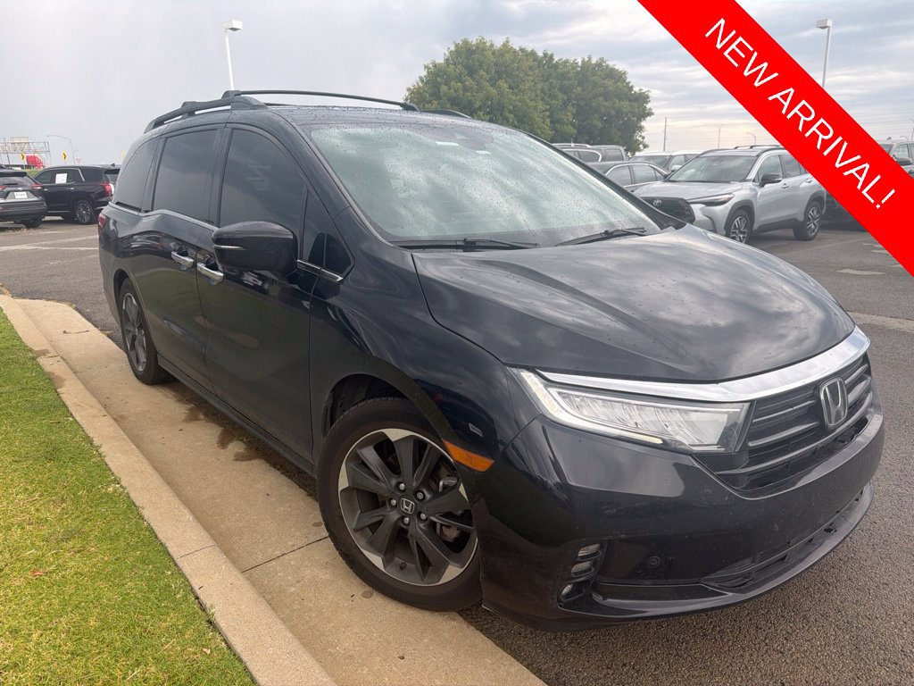 Used 2024 Honda Odyssey Elite image 3