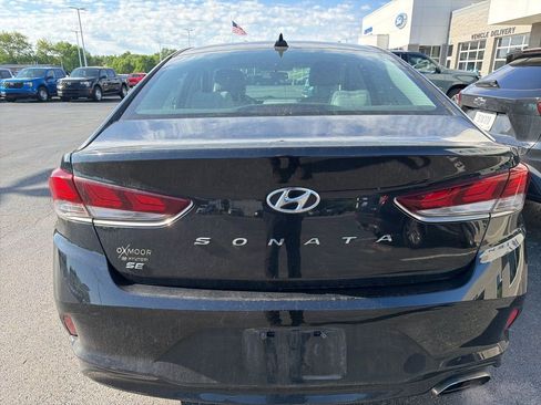 Used 2019 Hyundai Sonata SE w/ Cargo Package FWD image 3