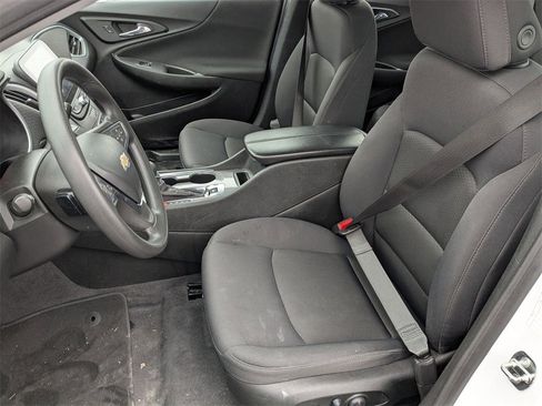 Used 2024 Chevrolet Malibu LT image 18