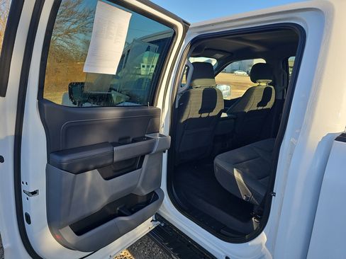Used 2024 Ford F150 XLT w/ Tow/Haul Package image 13