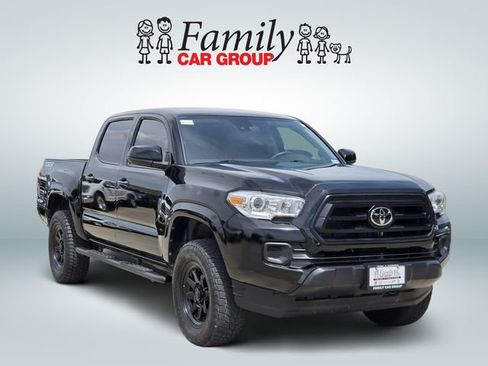 Used 2023 Toyota Tacoma SR AWD/4WD image 2