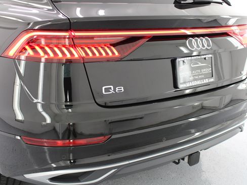 Used 2019 Audi Q8 Premium w/ Convenience Package image 24