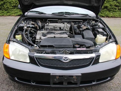 Used 1999 MAZDA Protege LX image 17