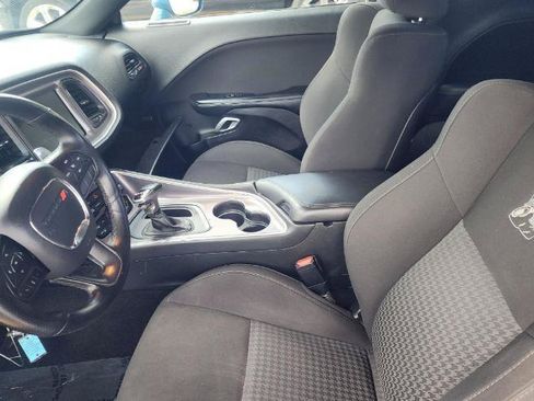 Used 2020 Dodge Challenger R/T Scat Pack RWD image 9