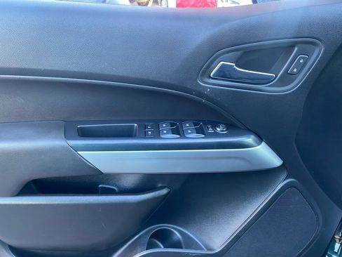 Used 2020 Chevrolet Colorado LT w/ LT Convenience Package image 20