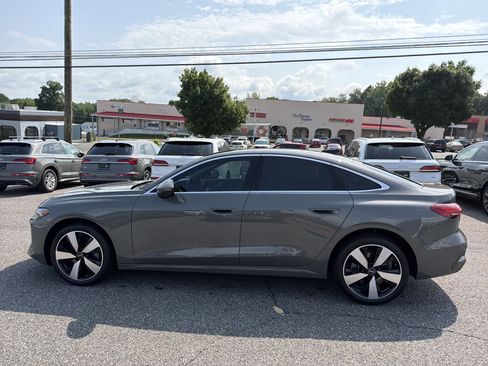 Used 2025 Audi A5 2.0T Premium Plus w/ Premium Plus AWD/4WD image 5