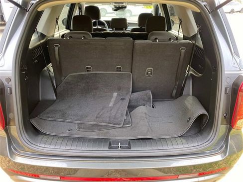 Used 2023 Hyundai Palisade SE image 30