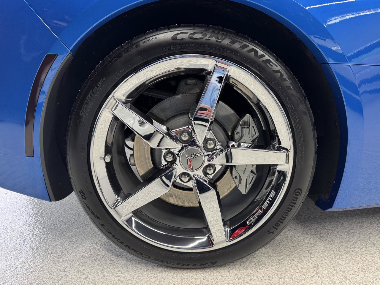 Used 2014 Chevrolet Corvette Stingray Coupe w/ 2LT Preferred Equipment Group RWD image 32
