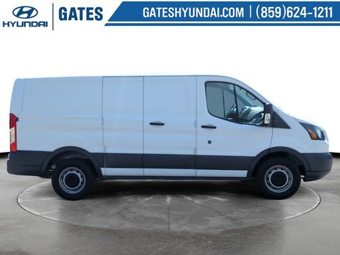 Used 2018 Ford Transit 150 130 Low Roof RWD image 3