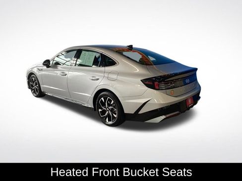 Used 2025 Hyundai Sonata SEL FWD image 19
