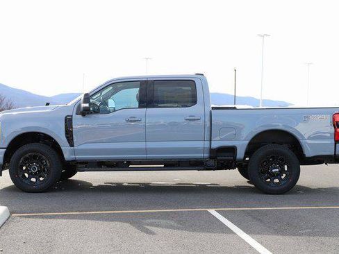 New 2026 Ford F350 Lariat w/ Black Appearance Package AWD/4WD image 4