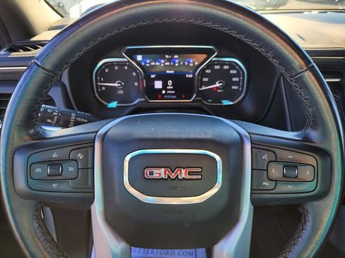 Used 2021 GMC Yukon SLT w/ Rear Media and Nav Package image 25