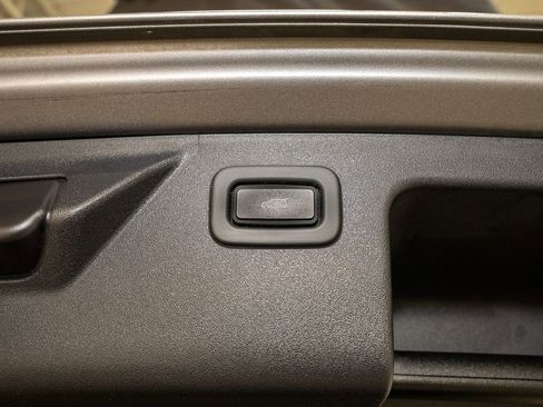 Used 2020 Land Rover Discovery Sport SE R-Dynamic image 7