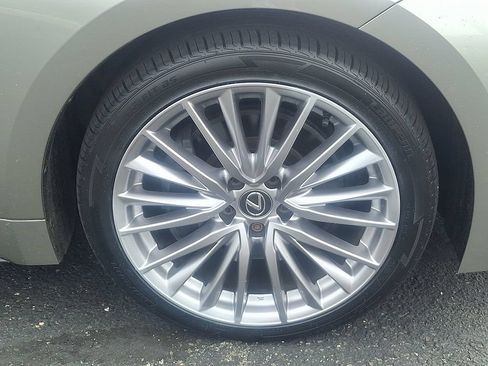 Used 2023 Lexus IS 300 AWD w/ Premium Package image 8