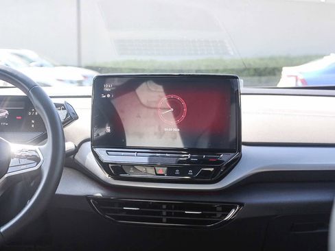 Used 2023 Volkswagen ID.4 Pro S image 17