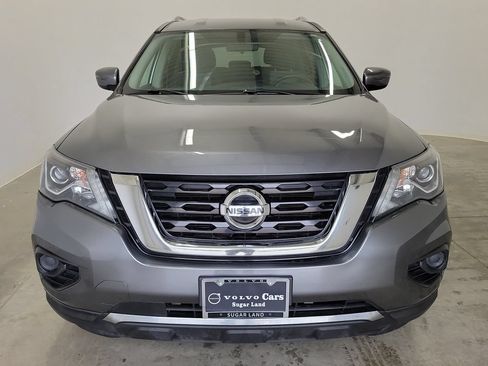 Used 2020 Nissan Pathfinder S FWD image 2