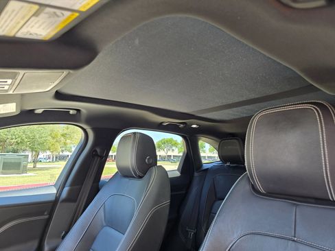 Used 2017 Jaguar F-PACE R-Sport AWD/4WD image 50